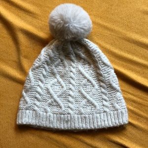 pottery barn baby pom-pom hat 6-12mo
